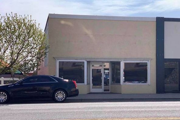 1333 Overland Ave, Burley, ID 83318